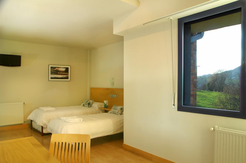 Hotel Txintxua Ернани Стая снимка